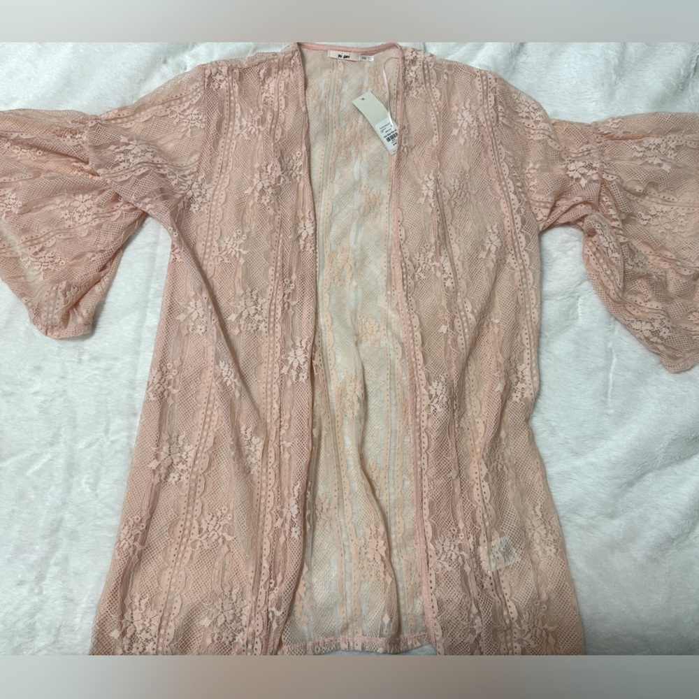 NWT pink/rose lace kimono. Never worn, beautiful detail!